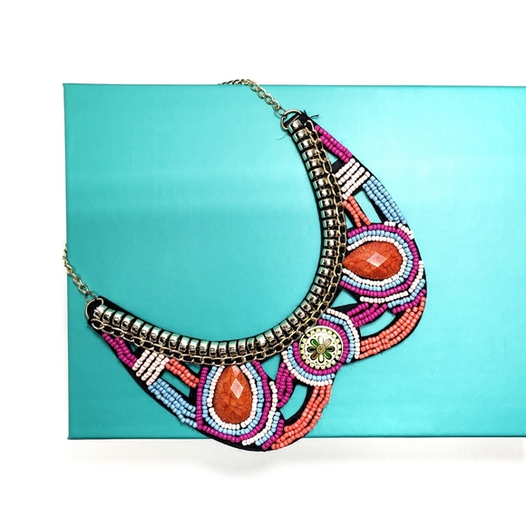 Jewelry - ❤🎉🎈HP🎉🎈《BEADED PETER PAN COLLAR NECKLACE》